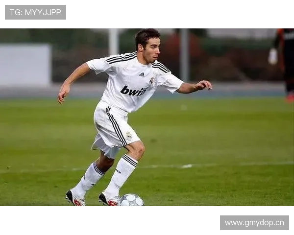 卡瓦哈尔与阿什拉夫在右后卫推进深度上出现分化趋势